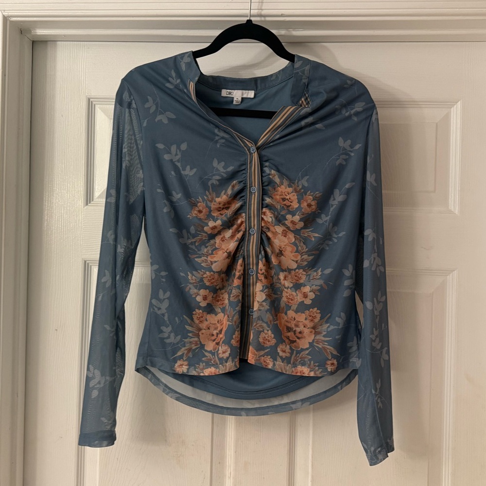 DR2 blue orange floral Top size XL fits medium